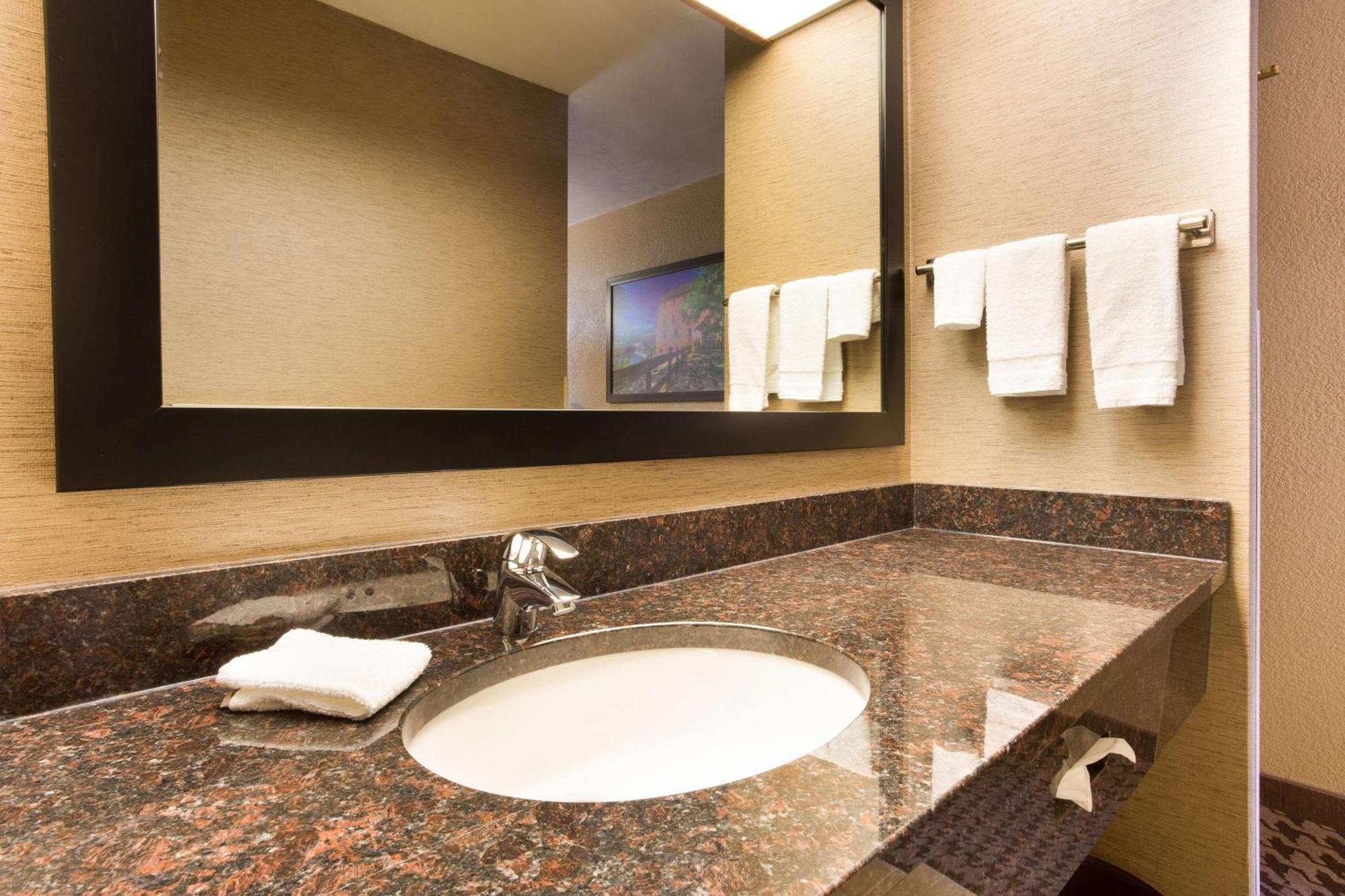 Drury Inn & Suites Jackson Mo Luaran gambar