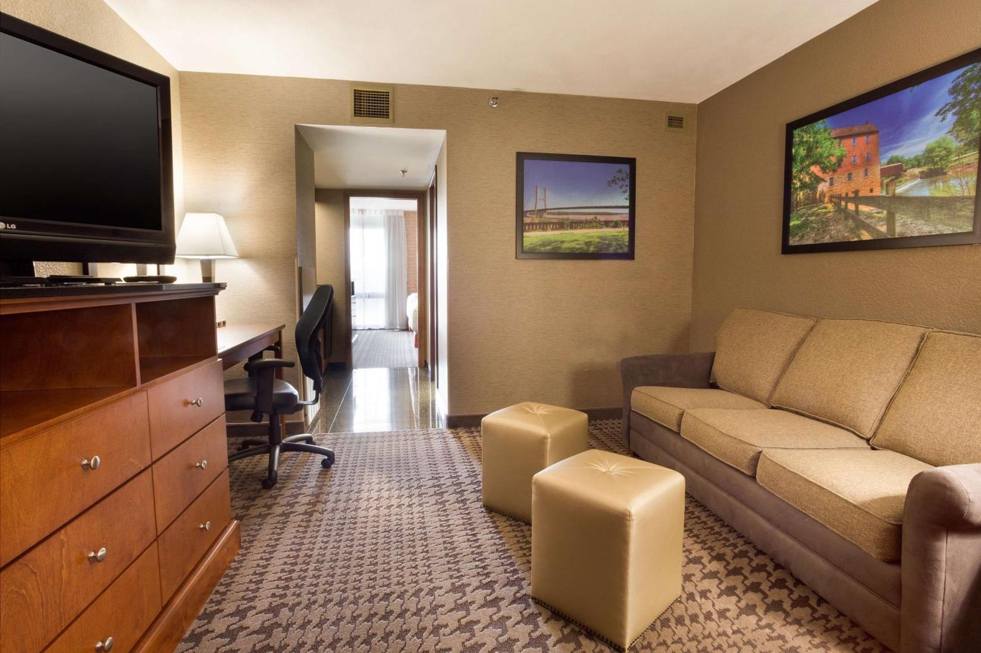 Drury Inn & Suites Jackson Mo Luaran gambar